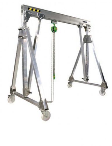 Gantry crane on casters for civil works