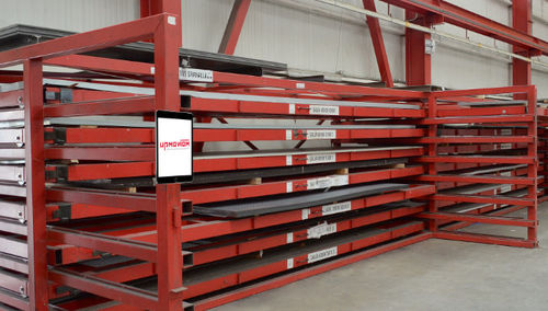 Storage warehouse rack system CHfor sheet metalwith shelvesautomated