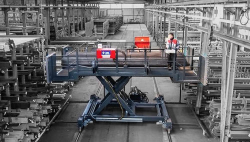 Rail-mounted scissor lift hydraulicfor warehouse