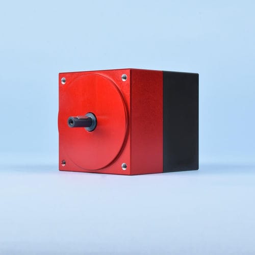 Поршневой пневмодвигатель компактныйбез магнитного поля