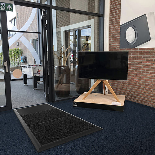 Коврик дезинфицирующий 348 Сани-Мастер™резиновый проход