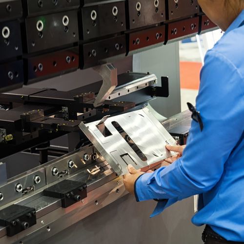 Открытая штамповка металламедицинскаяавтомобильная промышленность