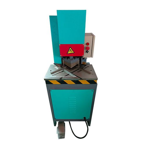 Угловая машина для резки листового металла