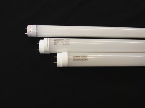 Светодиодный источник света Серия Tino4000Ra98люминесцентная лампабелого цвета