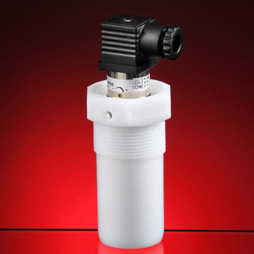 Емкостный датчик приближения CAP000032 цилиндрический с резьбой М30