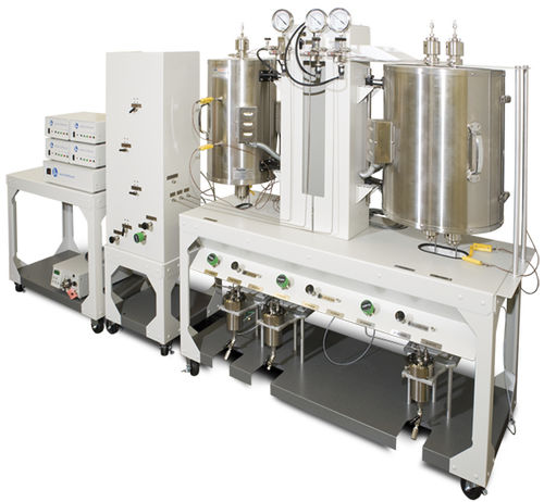 Каталитический реактор параллельно-трубчатыйдля целей конверсии газа в топливо