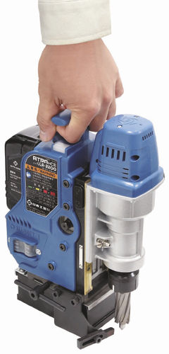 Магнитная дрель CLA-2720 АккумуляторнаяКомпактнаямощная