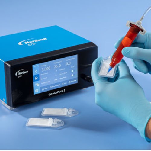 Дозатор жидкости низкой вязкости UltimusPlus™для продуктов высокой вязкостиклейдля прокладок