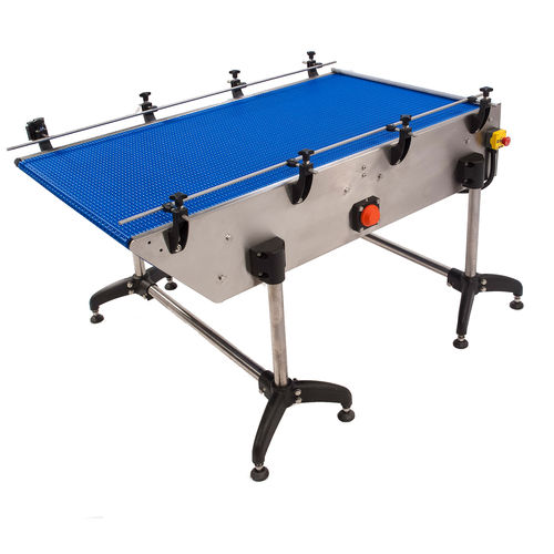 Conveyor accumulating table