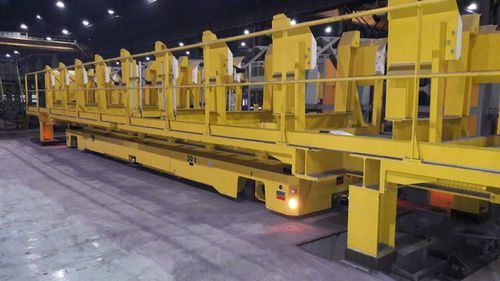 Handling automated guided vehicle for warehouse