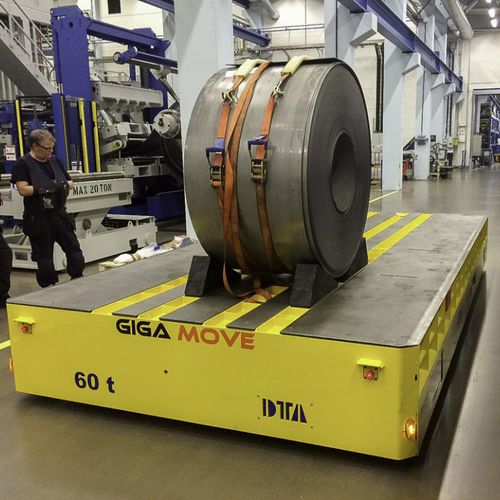 Электрический самоходный прицеп 2-осный