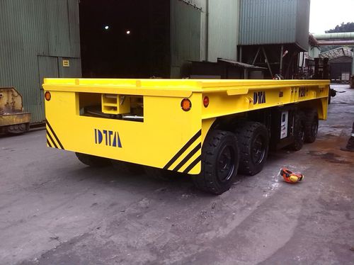 Electric self-propelled trailer 4-axle