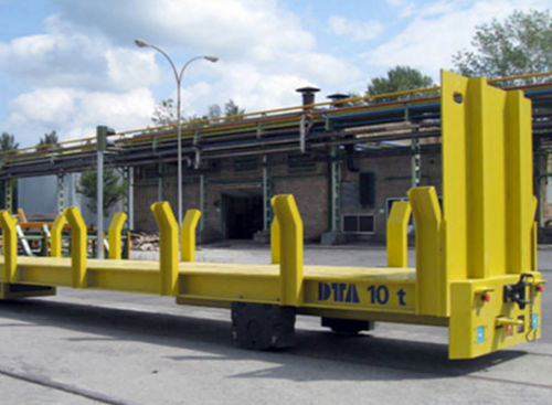 Электрический самоходный прицеп на рельсовом ходу