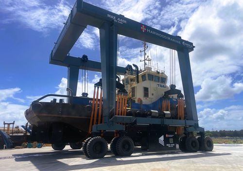 Мобильный козловой кран MBH 440для погрузки судов