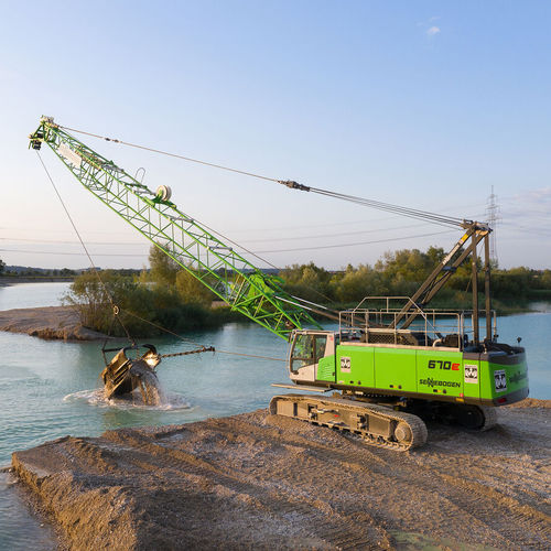 Crawler crane 670 HD boomfor constructionhandling