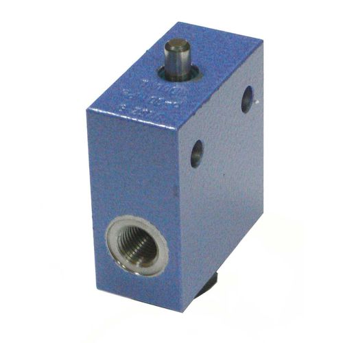 Клапан продувочный УЗСЗ-8 для слива масла с гидроуправлением