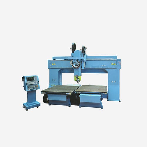 5-осевой обрабатывающий центр с ЧПУ серии Fс поворотным шпинделемс фиксированным порталомс подвижным столом