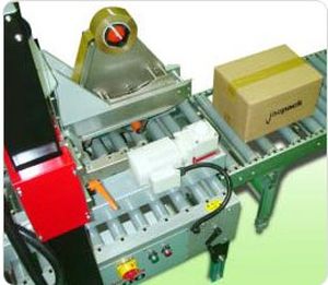 Многоклапанный запечатщик картонных коробок. Клейкая лента Pullipadhesive.