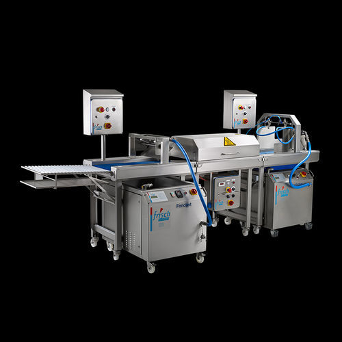 Bakery tray conveyor system 1900for distribution centers