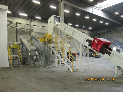 Распыление воды в стиральной машине, погружение, вращение/перемешивание