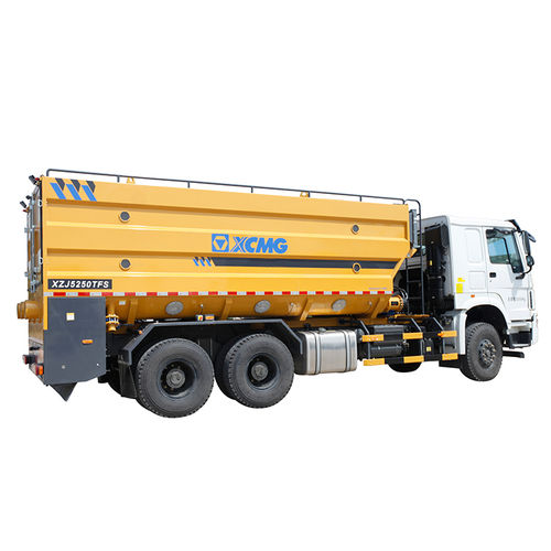 Распылитель связующего на грузовике XKC203