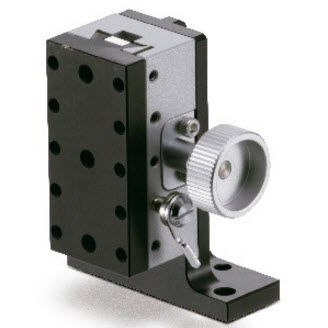 Позиционирующий столик по оси Z TAR-Zс ручным управлением, 1 ось «ласточкин хвост»