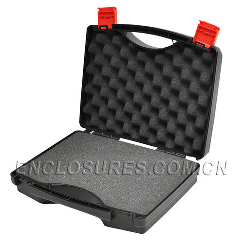 Чемодан защитный пластиковый 37Д-3 для инструментов с пеной