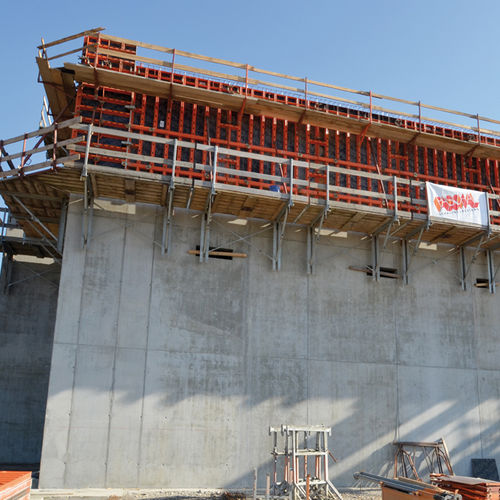 Рабочая платформа КБК 180подвесная для опалубки