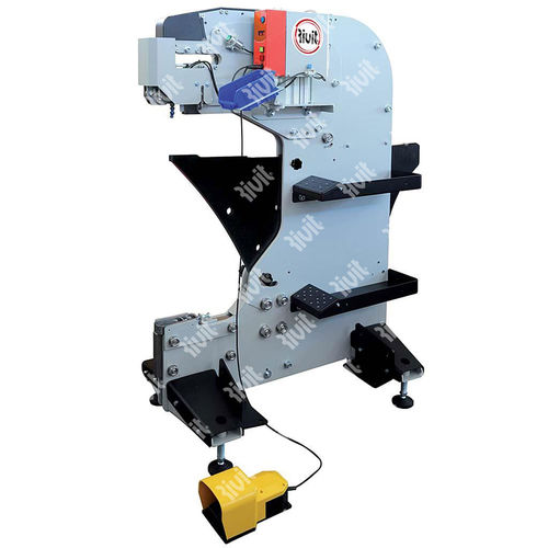 Пневматический пресс RIV2450Соединительный для самозажимных креплений