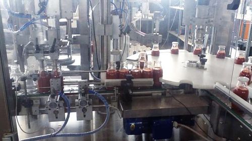 Наполнитель и укупорщик соуса RT2Uобъемныймоноблочныйдля пищевых продуктов