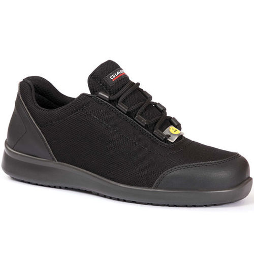 Защитная обувь для логистики и технического обслуживания CROW FOпротивоскользящаяводостойкаяантистатическая