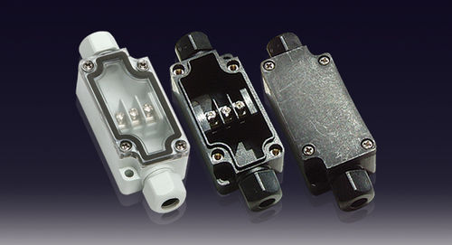 Клеммная коробка ABS серии BC-T-3PCPBTдля кабелейс кабельным вводом