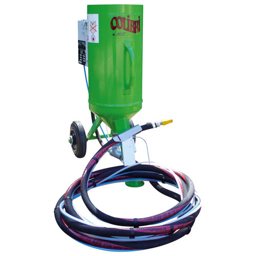 Ручной пескоструйный аппарат низкого давления COLIBRI Pressuremobile