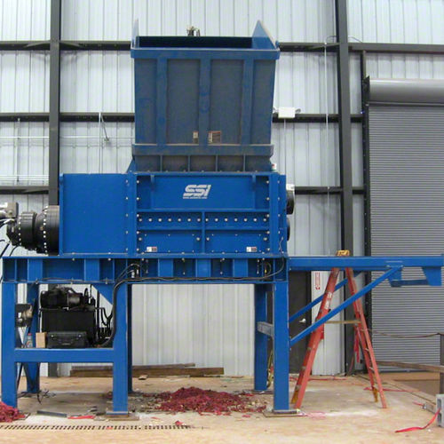 Четырехвальный измельчитель металла Quad® Q140для лома электроникис высоким крутящим моментом