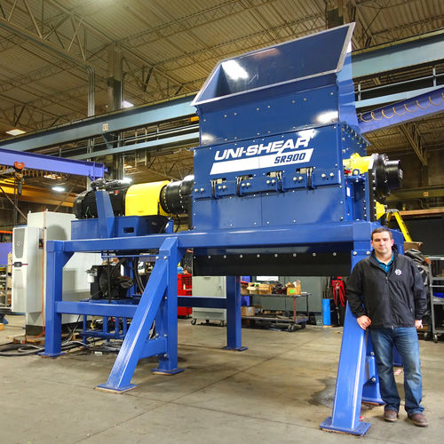 Одновальный измельчитель Uni-Shear серии SR900для кабелейдля шин из цветных металлов