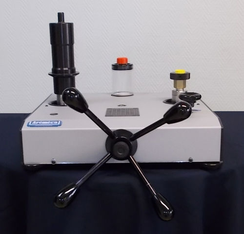 Гидравлический грузопоршневой стенд BH2precision 10-4