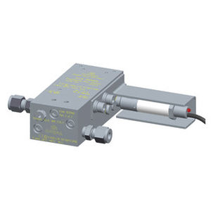 Поступательный расходомер для прокачки масла