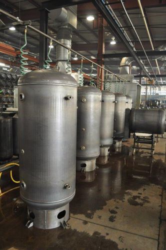 Резервуар накопительный ВЕС04883цилиндрическийвертикальный