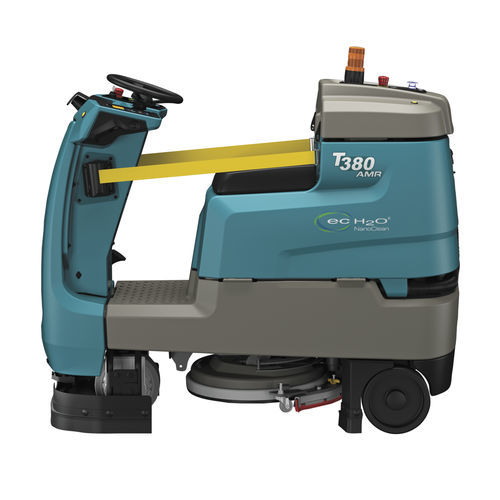 Машина для мытья полов T380AMR с питанием от аккумулятора