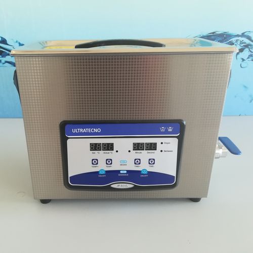 Машина ультразвуковой очистки УТ-30Б