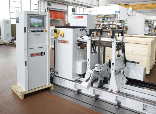 Горизонтальный балансировочный станок ZB2000-G-TC-GV-AEROс твердым подшипникомдля авиационного применениядля ротора