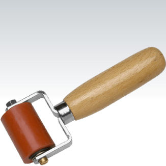 Прижимной ролик с деревянной ручкой 03017