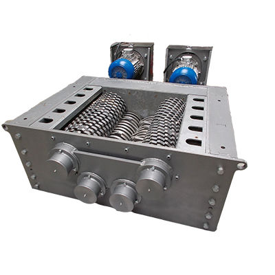 Четырехвальный измельчитель металлических твердых и сыпучих отходов Q700