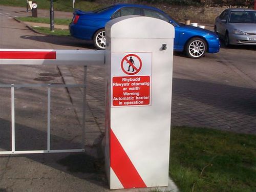 Обязательство запрещающего знака безопасности