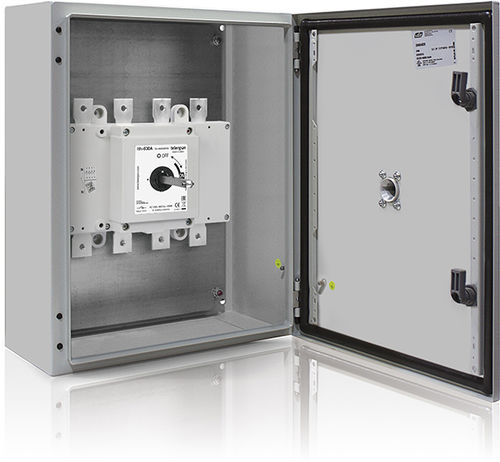 4-полюсный выключатель CIS25F012533-полюсный, закрытый, с предохранителем NH