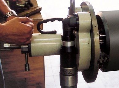 Станок для резки с вращающимся лезвием US80 для MetaltubeCNC