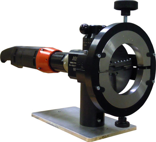 Переносной станок для придания квадратной формы трубам SL 30 - 60 - 120электрический