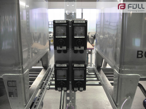 Контейнер-цистерна для храненияметаллопластик