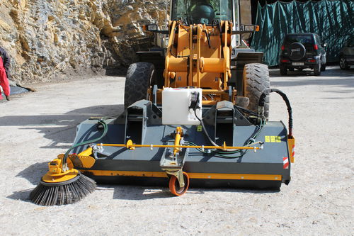 Ковш подметальный CSI 225для мини-погрузчиковдля погрузчиковдля телескопических погрузчиков