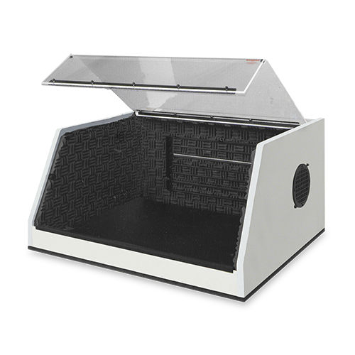 Компактный корпус прямоугольной формыс системой блокировкибезопасности